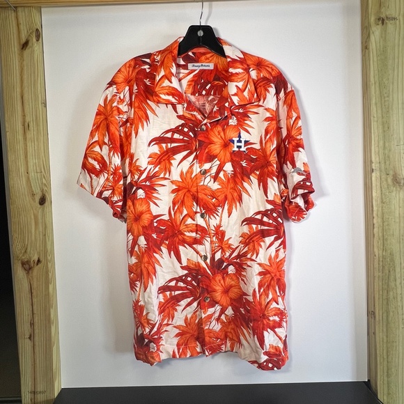 Tommy Bahama Other - Tommy Bahama Houston Astros Button Up Camp Shirt